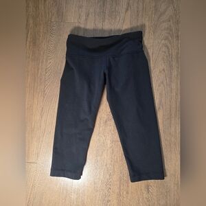Lululemon Black Capri Leggings
